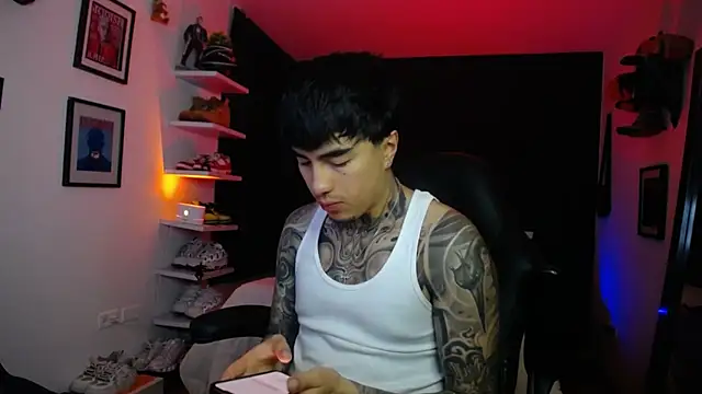 Snapshot of jung_dragon chatting on October 7, 7:27 am jung dragon online show from October 7, 7:27 am