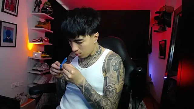 Snapshot of jung_dragon chatting on October 11, 2:04 pm jung dragon online show from October 11, 2:04 pm