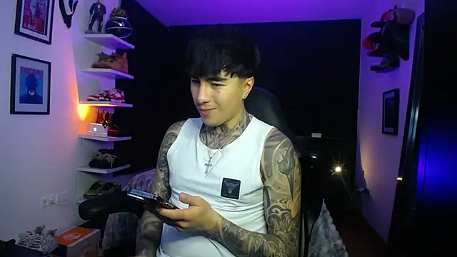 Snapshot of jung_dragon chatting on November 11, 4:56 am jung dragon online show from November 11, 4:56 am