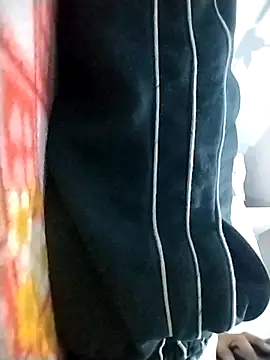 Snapshot of myhot1551 chatting on March 23, 12:04 am myhot1551 online show from March 23, 12:04 am