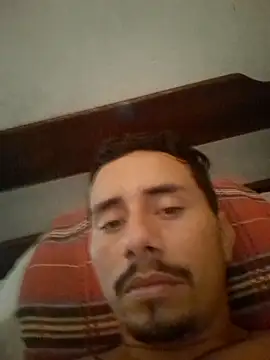 luissilva0071 online show from March 28, 4:06 pm