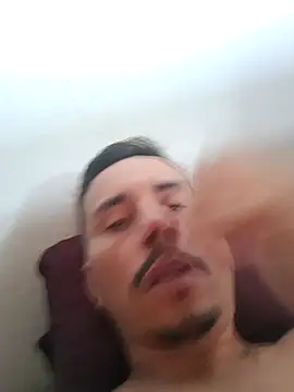 Snapshot of luissilva0071 chatting on May 11, 12:11 pm luissilva0071 online show from May 11, 12:11 pm