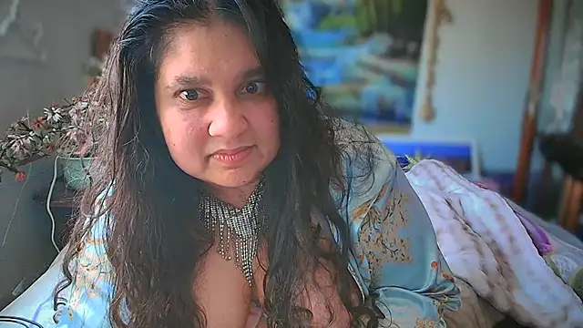 MelanieFawker online show from February 3, 7:31 pm