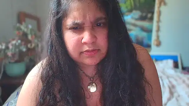 MelanieFawker online show from February 10, 9:04 pm