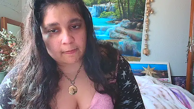 MelanieFawker online show from February 17, 6:37 pm