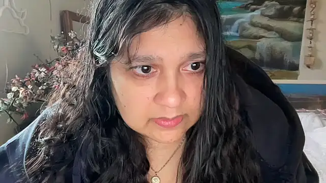 MelanieFawker online show from October 17, 2:52 pm