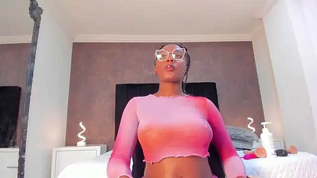 agnessBailey  online show from January 24, 1:03 am