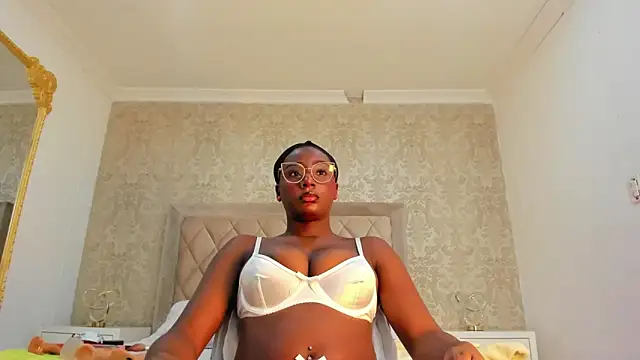 agnessBailey  online show from February 10, 8:53 pm