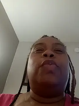 Snapshot of pinkpassionpleaser chatting on March 17, 10:17 am pinkpassionpleaser online show from March 17, 10:17 am