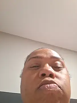 Snapshot of pinkpassionpleaser chatting on March 12, 5:24 am pinkpassionpleaser online show from March 12, 5:24 am