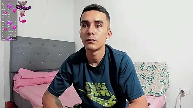 blondeb201 online show from March 5, 12:16 am