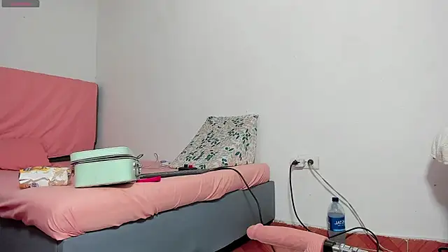 blondeb201 online show from March 10, 9:51 pm