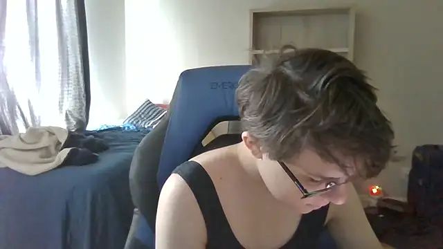 Snapshot of KaliSnow199623 chatting on September 28, 9:09 pm KaliSnow199623 online show from September 28, 9:09 pm