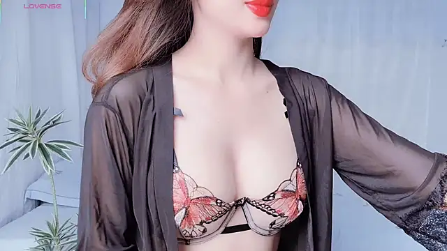 I Am Boo online show from June 27, 5:12 am