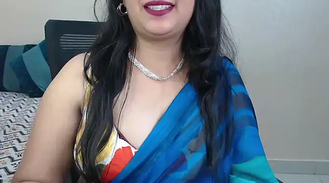 Inviting Aanya online show from December 18, 4:31 am