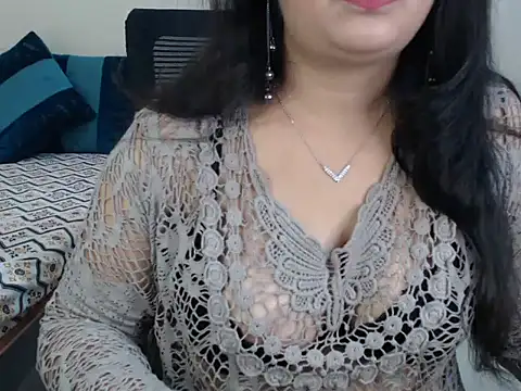Inviting Aanya online show from December 23, 4:01 am