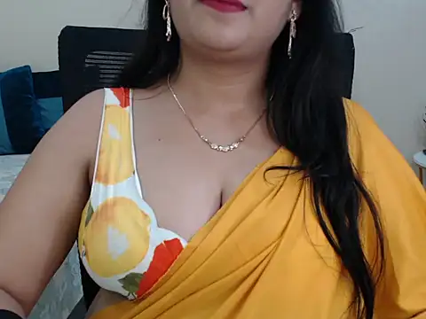 Inviting Aanya online show from January 7, 4:05 pm