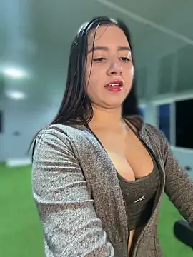 Snapshot of VAL_PRINCESS chatting on April 10, 12:16 am VAL PRINCESS online show from April 10, 12:16 am