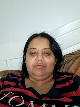 sarahhh1987 online show from December 3, 6:28 pm