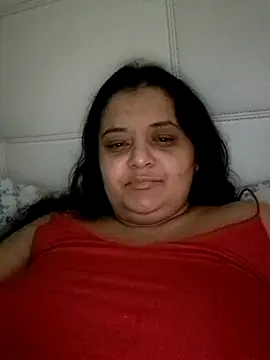 sarahhh1987 online show from March 3, 8:15 pm