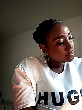 Perlasexyu1 online show from October 16, 2:40 pm