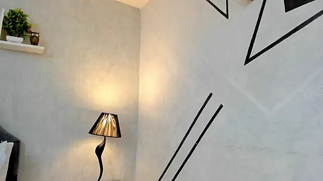 Snapshot of AnntoniaWood chatting on December 11, 12:34 pm AnntoniaWood online show from December 11, 12:34 pm
