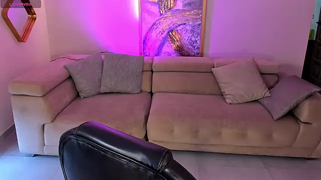 HannaConnor  online show from June 8, 10:21 pm