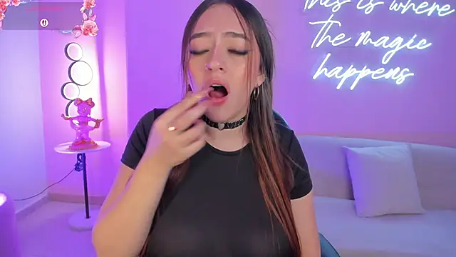 BellaRose X online show from March 23, 6:37 am