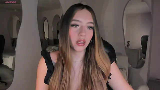 BellaRose X online show from September 27, 7:30 pm