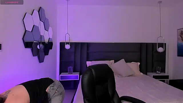 ViolettHansson online show from October 17, 6:43 pm