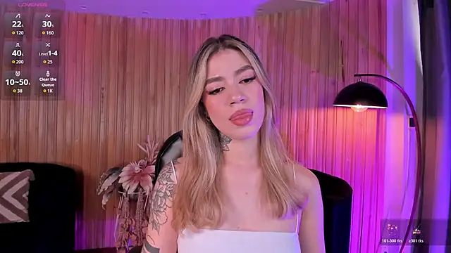 ViolettHansson online show from November 13, 8:08 pm