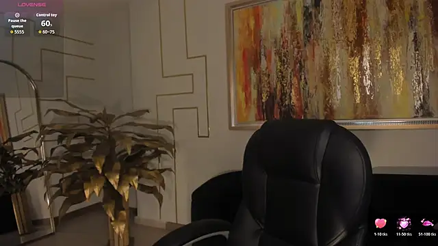 ViolettHansson online show from February 21, 10:49 am