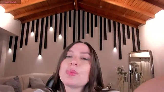 AliceHarper  online show from February 8, 3:30 am