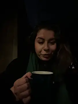 holyeroticss online show from January 7, 3:24 am