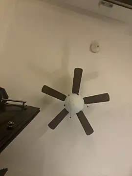 holyeroticss online show from March 20, 3:23 am