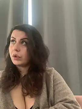 holyeroticss online show from March 14, 6:46 pm