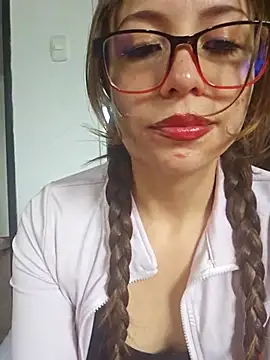 Snapshot of mmmVirginia chatting on November 21, 5:22 pm mmmVirginia online show from November 21, 5:22 pm