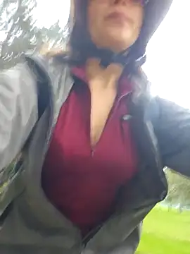 Snapshot of mmmVirginia chatting on December 15, 6:23 pm mmmVirginia online show from December 15, 6:23 pm