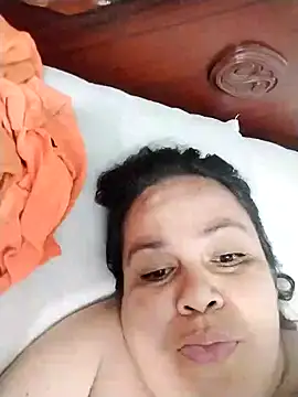 lunanataly online show from November 21, 1:15 am