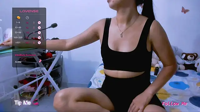 Alyson0001 online show from November 18, 12:16 am