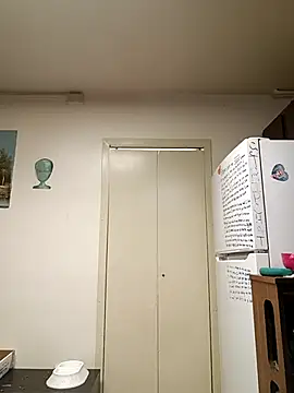 PhatAss Kummmilla online show from March 23, 7:09 am