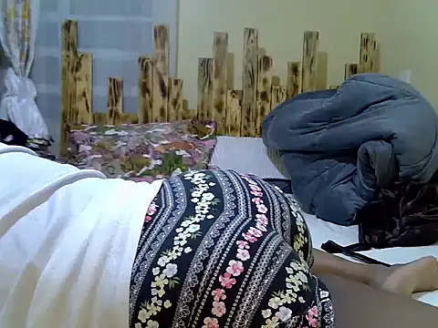 NATASHA LUCKY online show from February 19, 9:36 pm