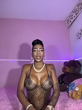 Canndy88htxx online show from May 16, 2:41 am