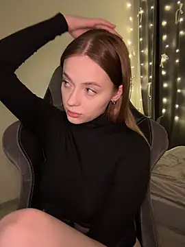  MayShy  online show from January 14, 6:45 am