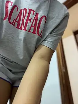 Salome golvert online show from December 31, 4:14 pm