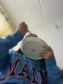 Salome golvert online show from February 18, 9:20 pm