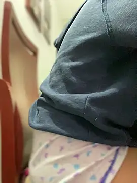 Salome golvert online show from March 6, 2:51 am