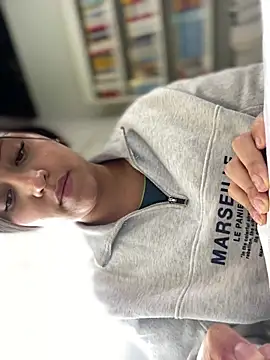 Salome golvert online show from March 14, 5:35 pm