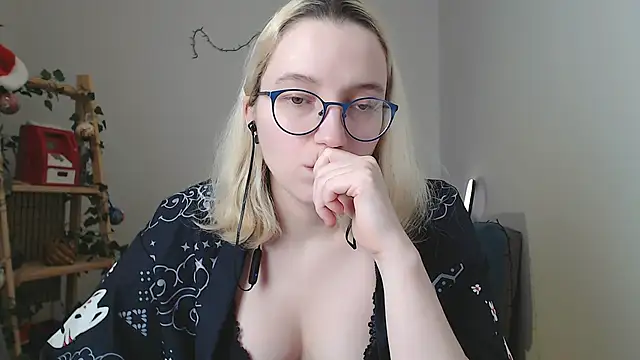 kiratarot online show from February 11, 4:24 pm