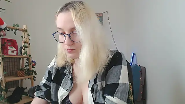 kiratarot online show from February 25, 1:06 pm